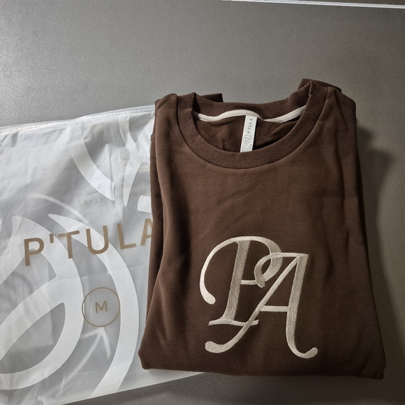 P'tula Tops - NWOT P'tula Brown Sweatshirt